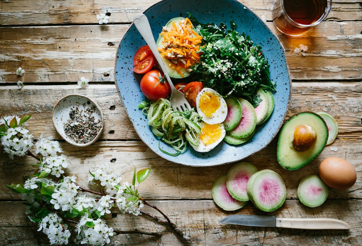 Low-glycemic foods and vegetables for blood sugar balance